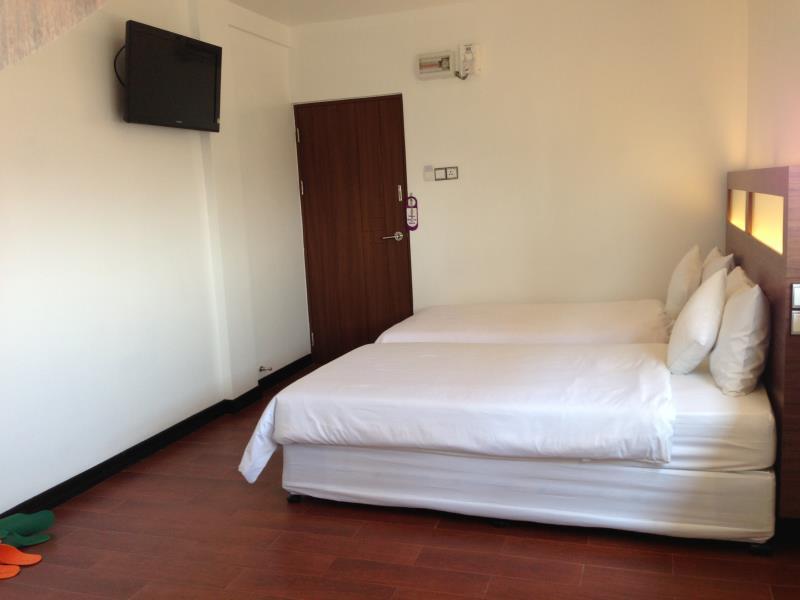 โคลฟเวอร์ซิตี้เซ็นเตอร์โฮเต็ล Hotel ย่างกุ้ง ภายนอก รูปภาพ