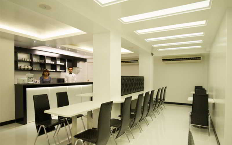 โคลฟเวอร์ซิตี้เซ็นเตอร์โฮเต็ล Hotel ย่างกุ้ง ภายนอก รูปภาพ