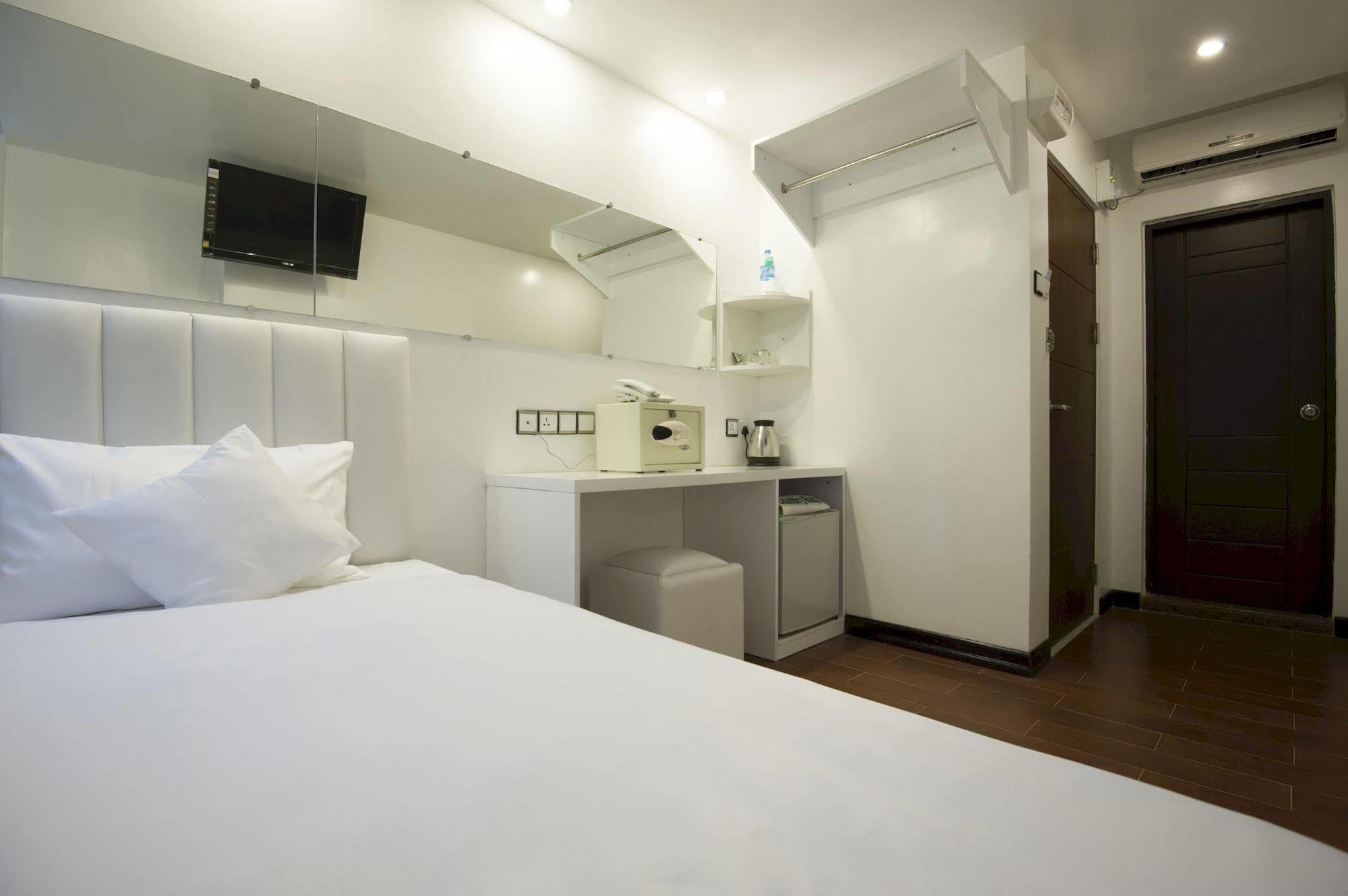 โคลฟเวอร์ซิตี้เซ็นเตอร์โฮเต็ล Hotel ย่างกุ้ง ภายนอก รูปภาพ